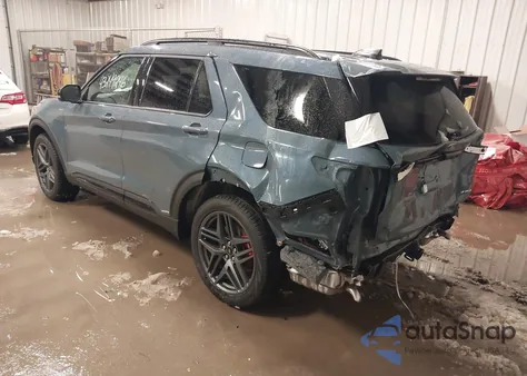 2025 Ford Explorer St-Line from USA, damaged, VIN 1FMUK8KH5SGC68027